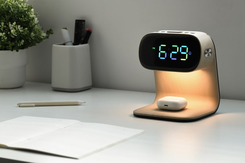 Ceas & Lampa de Dormit, LED , RGB , Incarcare Wireless Integrata, Woody