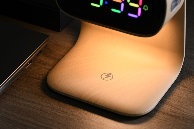 Ceas & Lampa de Dormit, LED , RGB , Incarcare Wireless Integrata, Woody