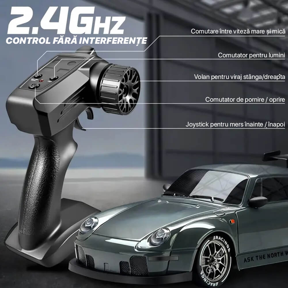 Masinuta cu Telecomanda, RC Drift Car, 1:24, 2.4GHz, 20 km/h, Tractiune Integrala, 2 Seturi Anvelope (Speed & Drift), Obstacole Incluse, Baterie Reincarcabila, Gri