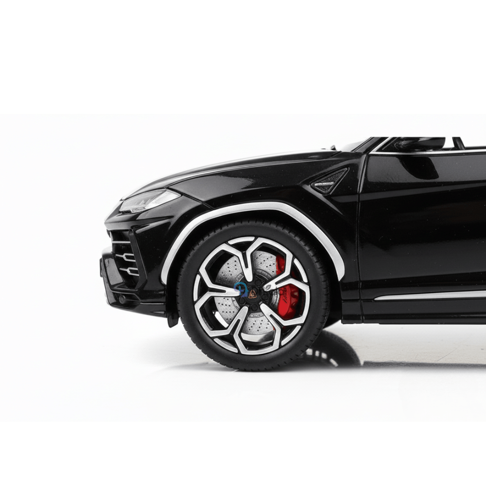 Lamborghini Urus Mașinuță Metalică 1:24 Negru – Uși și Portbagaj Funcționale, Efect Fum